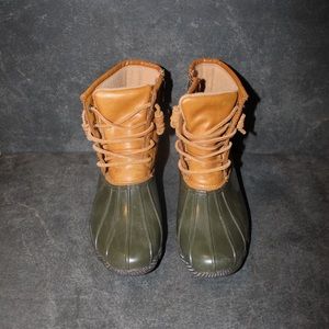 Women’s Steve Madden rubber boots